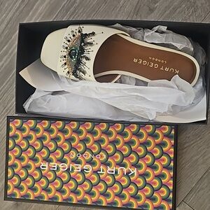 NIB Kurt Geiger Sandals